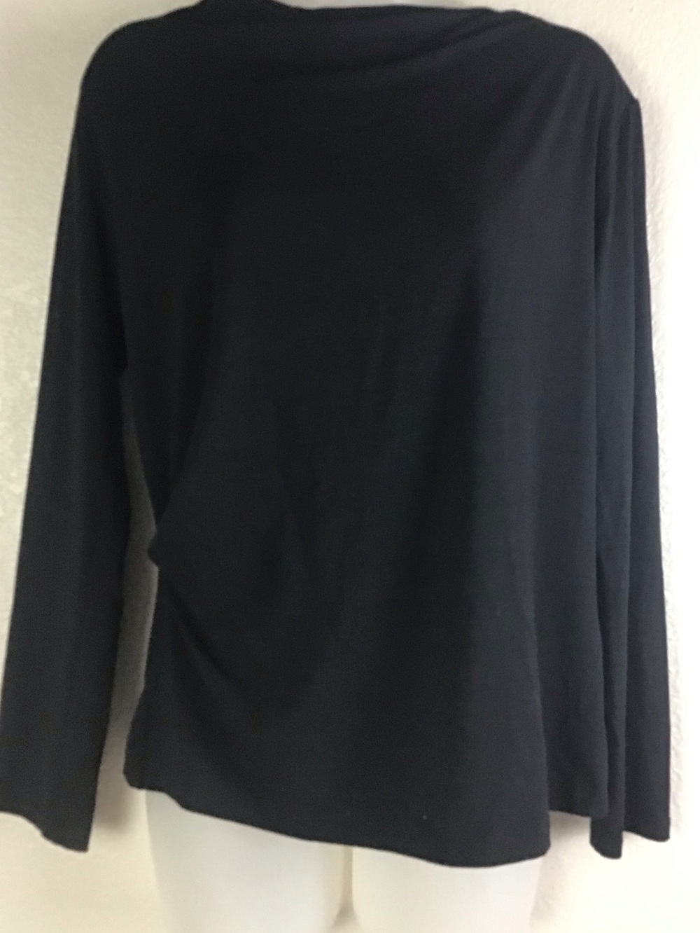 MM. LaFleur | Winfrey Black Top Black Size Medium - Picture 5 of 8